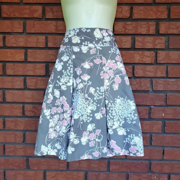 TALBOTS Floral Cotton Skirt 2P Gray Garden Hydrangea Pleated A-Line Flare Lined - Picture 1 of 8